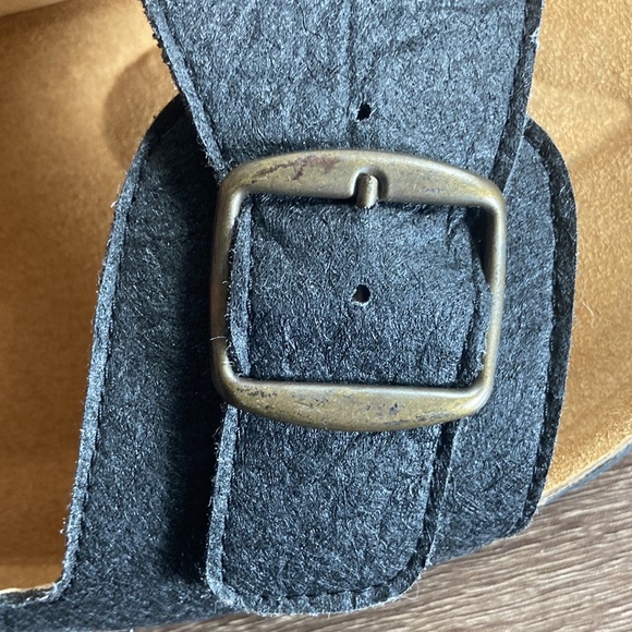 Men's NAE Darco Pinatex Sandal Size 44(11) Black& Tan - Picture 6 of 7